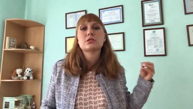 Семейные тайны. Что бывает если в семье кого-то "забыли". Психотерапевт Юлия Кулясова смотреть онлайн
