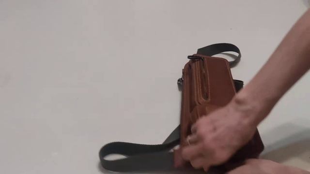 Компактная сумка через плечо смотреть онлайн