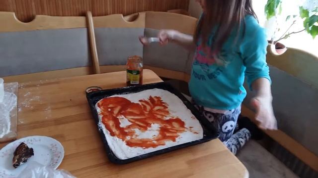 Печем пиццу. Основа. смотреть онлайн