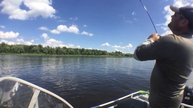 Микроджиг. Открытие рыбалки 2016. смотреть онлайн