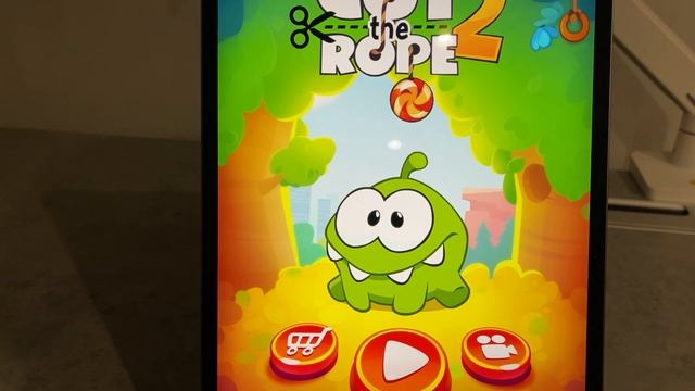 Cut the Rope: Remastered,Blast,Experiments,Om Nom: 3 Tiles,Cut the Rope 2,Candy Factory,Bullet Echo смотреть онлайн