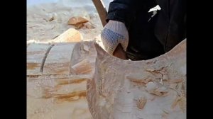 5. Как срубить сруб в русскую чашу. Рубим теслом чашу и паз