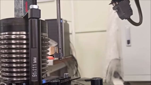 НИИК-481КМ3. Измерение профиля конического калибра-пробки ИН типа "игла" смотреть онлайн