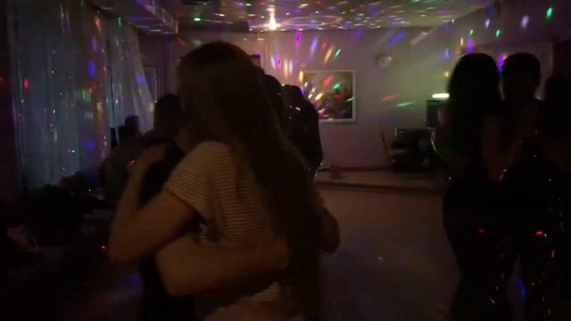 Кизомба вечеринки каждую неделю в TUMBAO смотреть онлайн