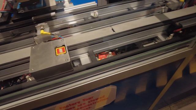Lego Factory Tour - Legoland California - See how Lego sets are made смотреть онлайн