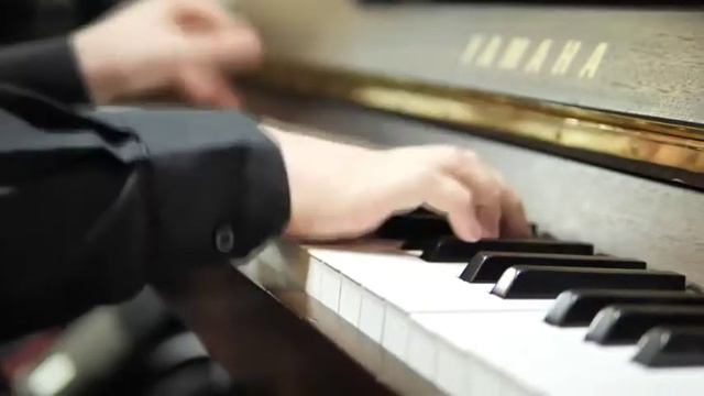Pirouette - Asher Fulero - Beautiful classic piano - Free Music Player смотреть онлайн