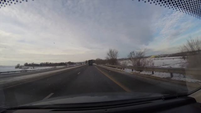 Видео подъезда к мотелю Евразия-Батайск с трассы М4 на Юг смотреть онлайн