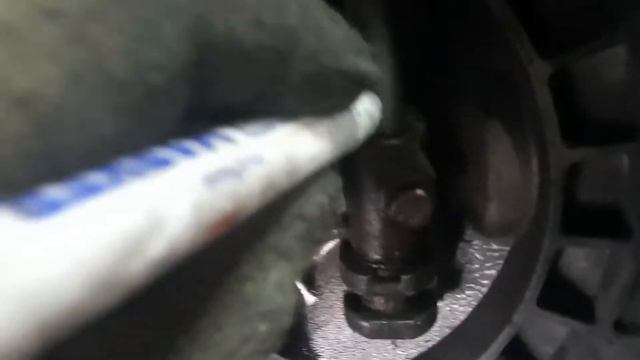 вот так согнула, замена сцепления DAEWOO NEXIA