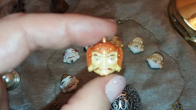 Редкие японские фарфоровые пуговицы и китайский футляр для ногтя смотреть онлайн