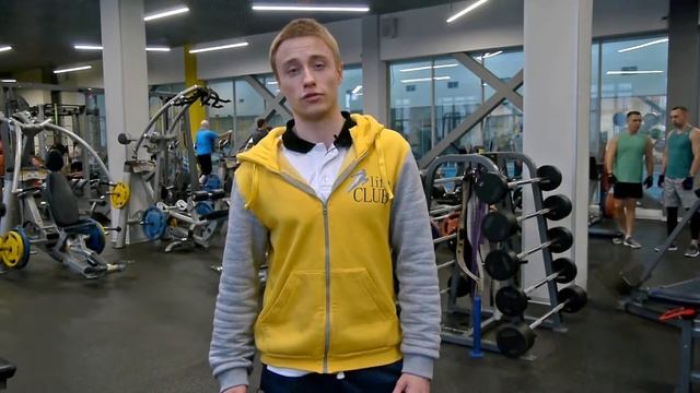 Сажин Александр — инструктор тренажерного зала смотреть онлайн