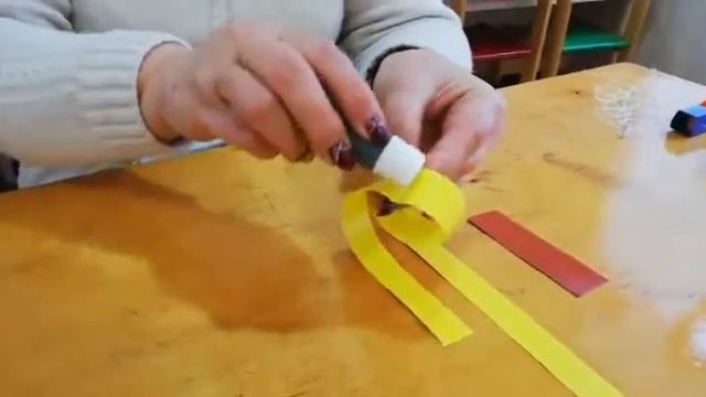 Новогодняя гирлянда 3 средняя группа Саркисянц Н смотреть онлайн