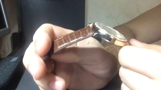 Часы женские со стразами из Китая смотреть онлайн