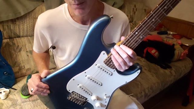 Had a moment with my Classic Vibe 60s LPB Strat/Playing and Discussion/ Join us! смотреть онлайн