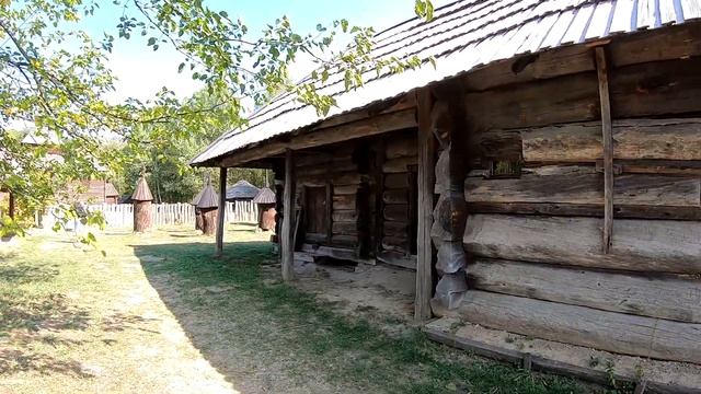 Музей под открытым небом. Киев. Украина. Часть_2/Open-air museum. Kiev, Ukraine. Part 2 смотреть онлайн