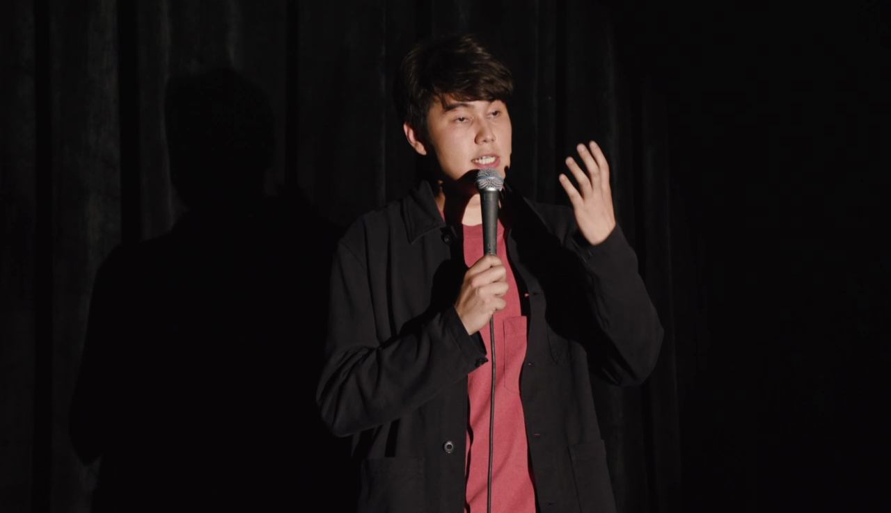 22 КОМИКА: Максим Мунхоев - О курсах саморазвития смотреть онлайн