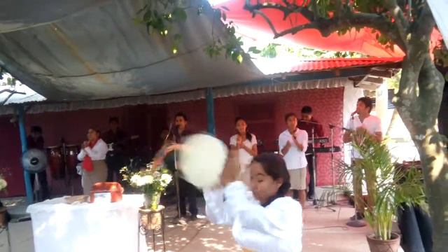 Confraternidad de pastores en la Camelia de álamo(7) смотреть онлайн