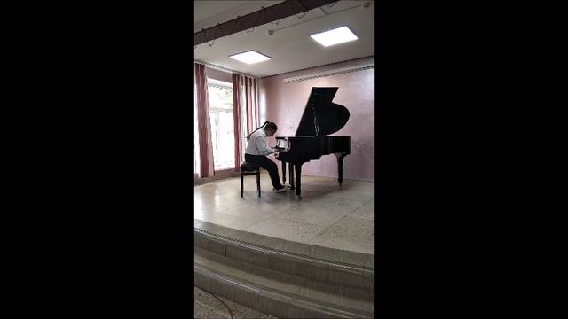 Ф.Кулау Сонатина До мажор. исп Мхоян Арина смотреть онлайн