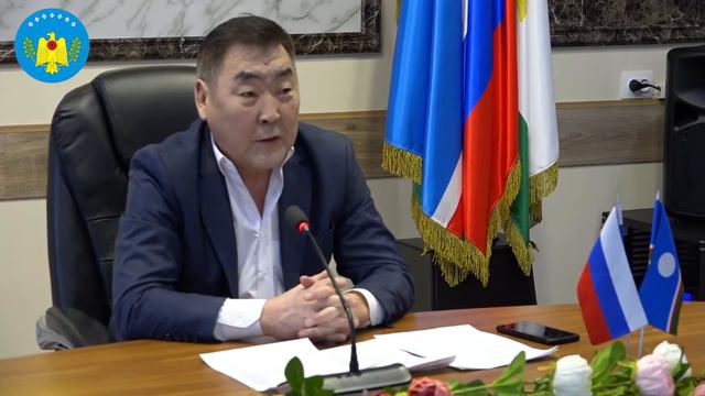 В Нюрбинском районе состоялось торжественное вручение районного материнского капитала. смотреть онлайн