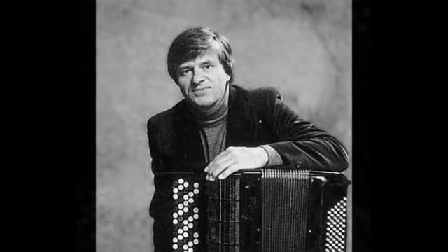 Sonata in Am K 149 - Domenico Scarlatti (Mogens Ellegaard on free-bass accordion) смотреть онлайн
