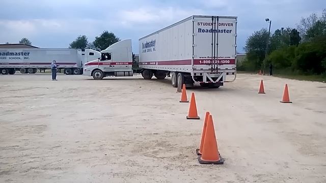 Roadmaster Truck Driving School (Backing a truck) смотреть онлайн