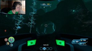 НАБРЁЛ НА БИОМ КРОВАВЫХ ВОДОРОСЛЕЙ // Subnautica #11