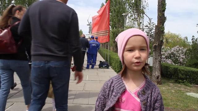 Стихотворение "Родина мать", читает Злата Мелихова 6 лет смотреть онлайн