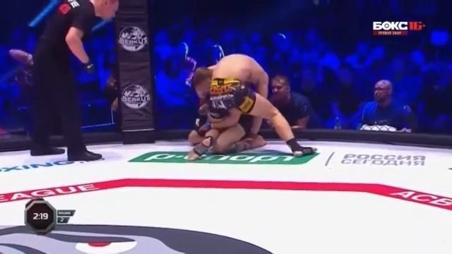 Бой Патрик Кинцл & Сергей "Хонда" Хандожко 26.03.2016 смотреть онлайн