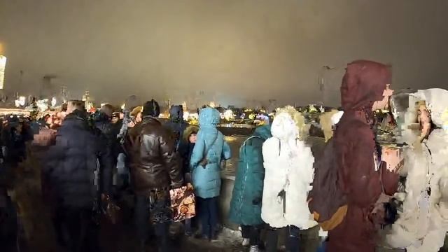 ИДЁМ НА КРАСНУЮ ПЛОЩАДЬ ВСТРЕЧАТЬ НОВЫЙ 2021 ГОД смотреть онлайн