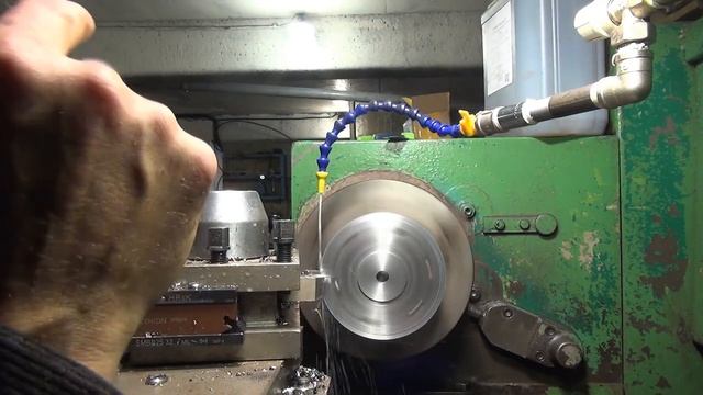 отрезной резец из Китая отрезал 160мм ( это рекорд ) смотреть онлайн