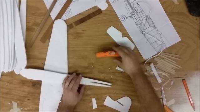 DIY Foam Glider Airplane смотреть онлайн