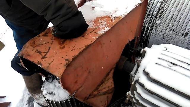 РЕГУЛИРОВКА ГРУЗОВЫХ И ПОВОРОТНЫХ ТОРМОЗНЫХ КОЛОДОК НА КРАНЕ КБ-403 смотреть онлайн