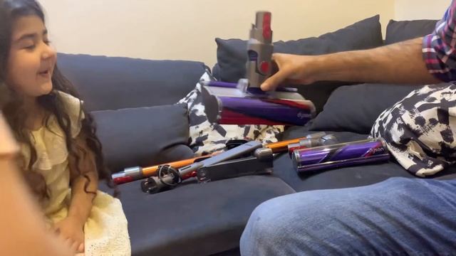 Dyson Cyclone V10 unboxing | Best cordless vacuum cleaner смотреть онлайн