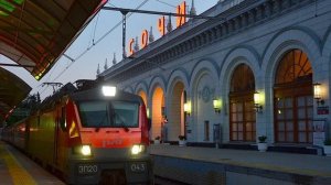 Старый информатор вокзала Сочи