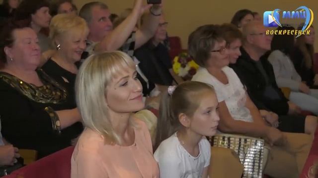 Выпускной вечер в гимназии №1 смотреть онлайн