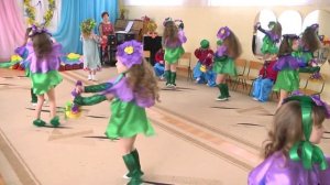 ТАНЕЦ ФИАЛОК  очень нежный красивый  - танец цветов на 8 марта в детском саду