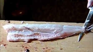 Чистим щуку быстро.