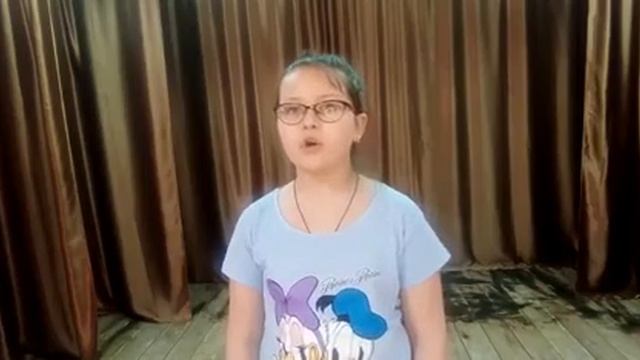 Куцова Влада читает сказку А.Толстого ПЕТУШКИ mp4 смотреть онлайн