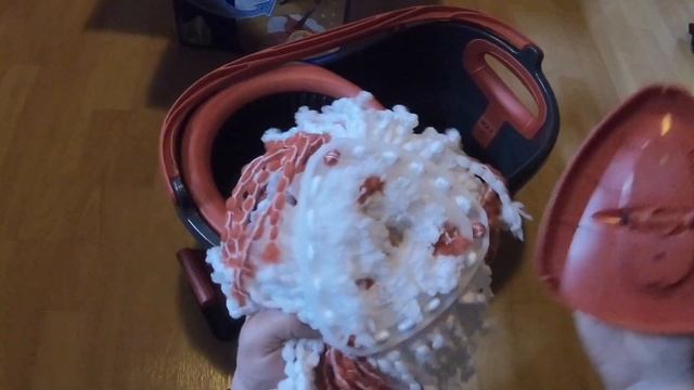 Vileda Easy Wring and Clean Turbo Microfibre Mop and Bucket Set unboxing and instructions смотреть онлайн