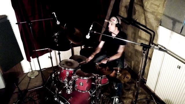 julia michaels - hurt again (drum cover) смотреть онлайн