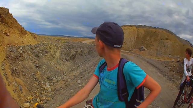 ГУСИНООКАРЬЕРСК#24-ЛОТО ОЗЕРО ТЕБЕ СТОИТ ЭТО ПОСМОТРЕТЬ ...2К19.14:23. смотреть онлайн