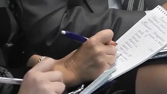 На конференции в Таганроге раздвигали стены смотреть онлайн