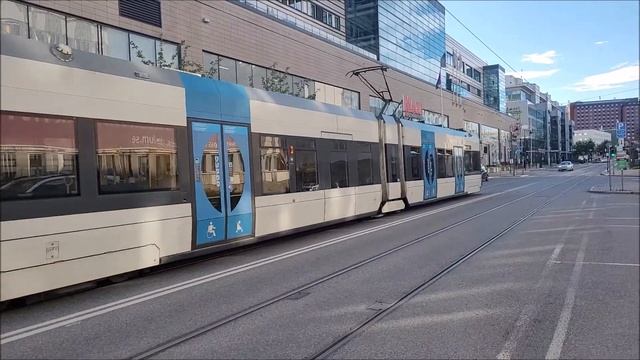 Trams in Stockholm: Route 30, Tvärbanan смотреть онлайн