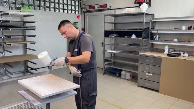 Грунт PPS10 и белая эмаль PPL10 от TECHNOCOLOR смотреть онлайн