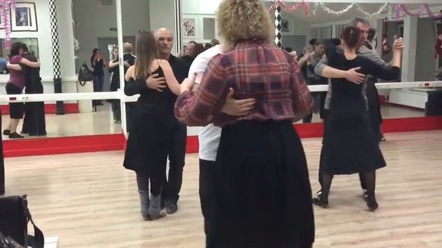 Старшая группа. Класс милонги смотреть онлайн