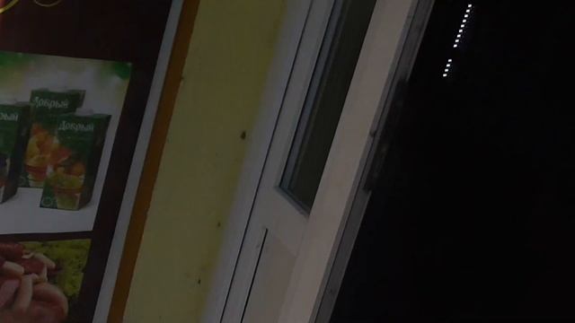 Продуктовый магазин-Хлеб привезли смотреть онлайн