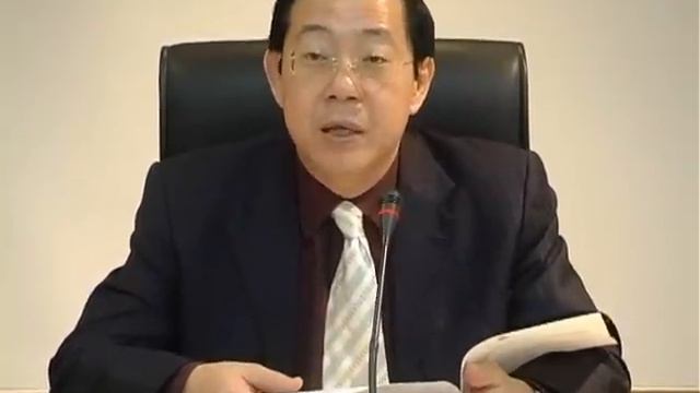 Datuk Zainal Abidin Osman dan MP Kota Belut Datuk Abdul Rahman Harus Undur Diri Dari Politik смотреть онлайн