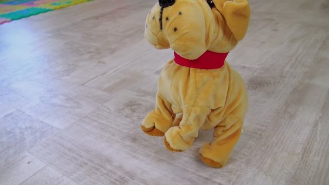 Милана учится пользоваться детской косметикой для девочек смотреть онлайн