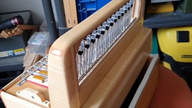 Правая механика гармони из клёна. смотреть онлайн