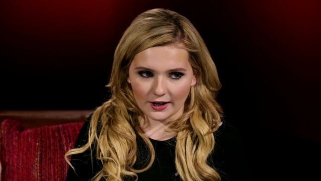 Abigail Breslin at Savannah Film Festival 2013 смотреть онлайн