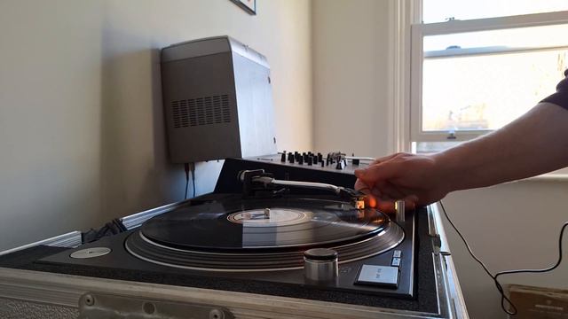 CLASSIC DRUM & BASS - VINYL MIX смотреть онлайн